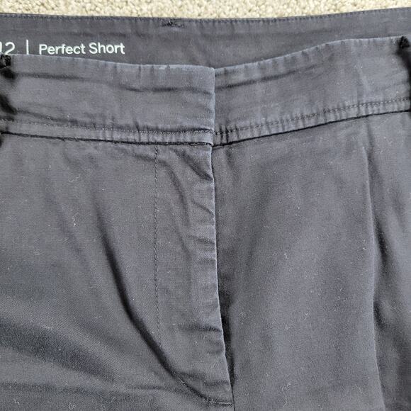 Talbots Womens Shorts 12 Black 10" Inseam Perfect Stretch‎ Flat Front Bermuda - Picture 3 of 13